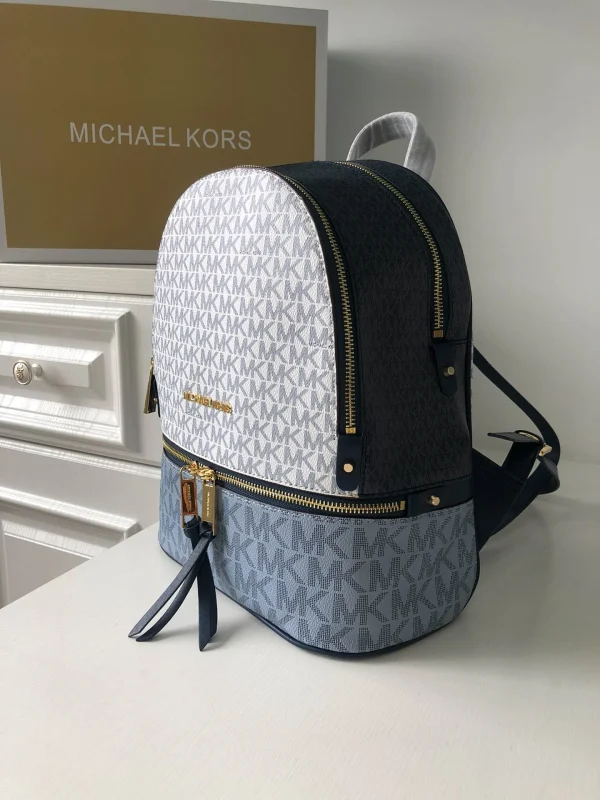 MK Handbag Crossbody Size:23*18*12 - Image 9