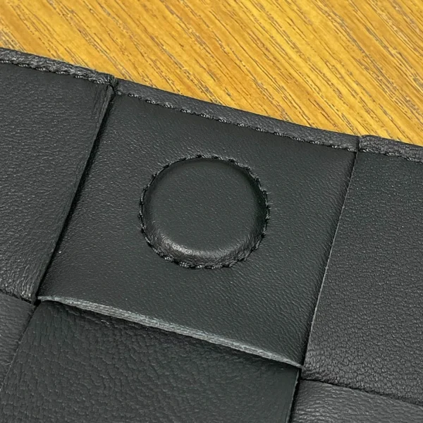 BV CASSETTE bag Size:23x15cm 666870 - Image 4