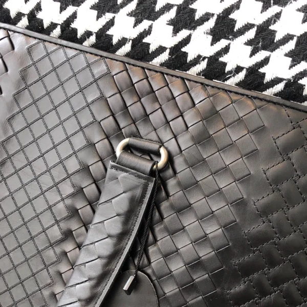BV Briefcase Size: 43cm Black - Image 7