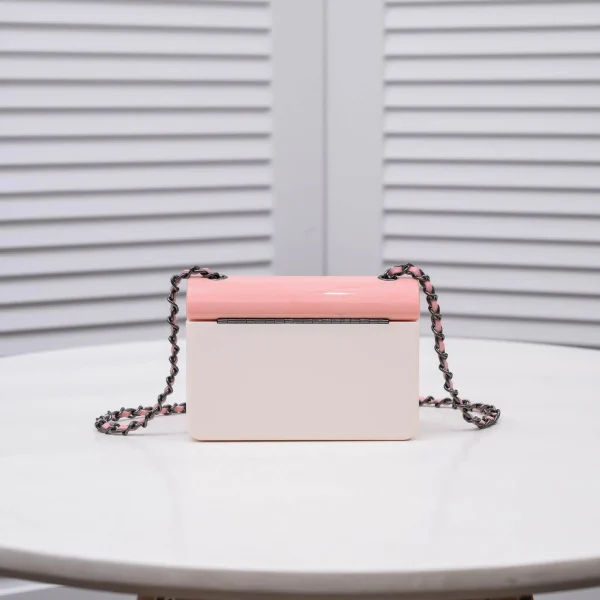 Black and white Size: 35cm 39cm - Image 8