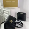 MK Handbag Crossbody Size:23*18*12 - Image 15